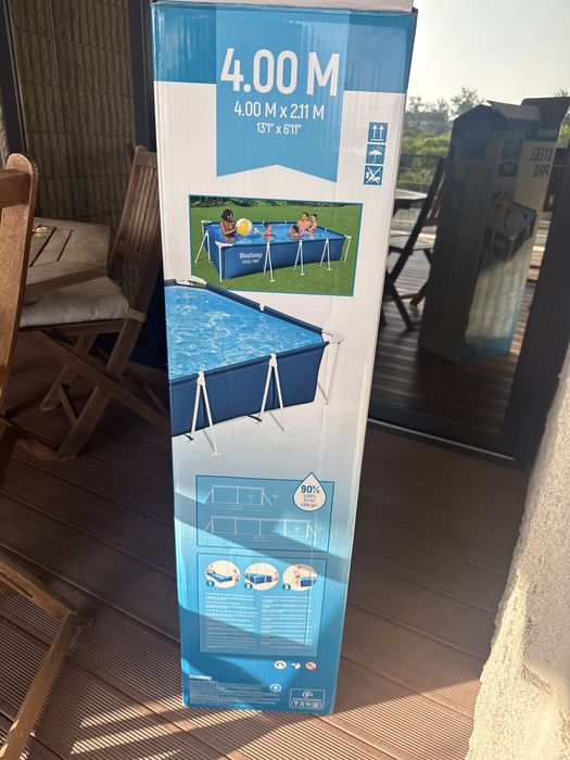 Piscina com bomba - comprada dia 5 julho