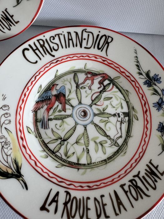 Zestaw filiżanek Christian  Dior z kolekcji Tarot La Roue de la Fortune