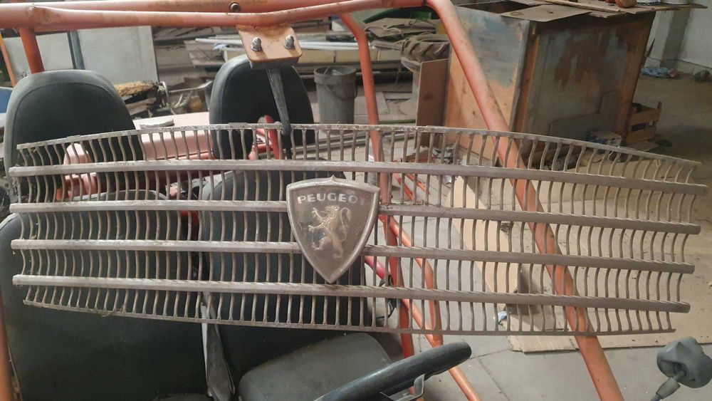 Grelha Peugeot Antiga