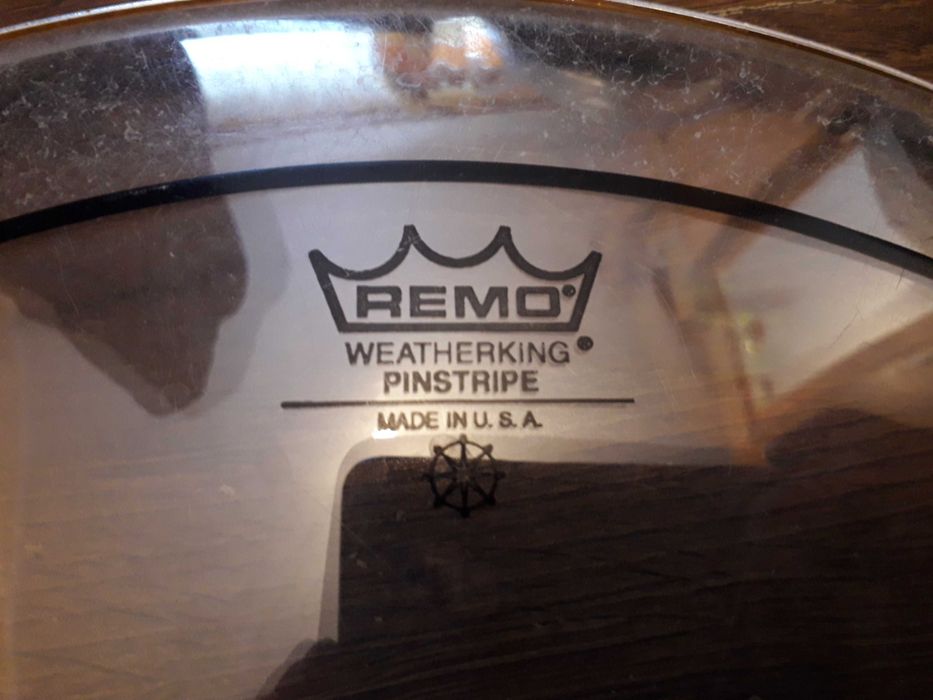 Naciągi Remo 17'' cali weatherking pinstripe