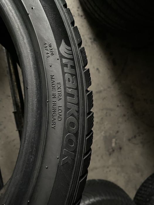 Шини 235/40/18 - 2шт Hankook Winter i*cept evo2 зима