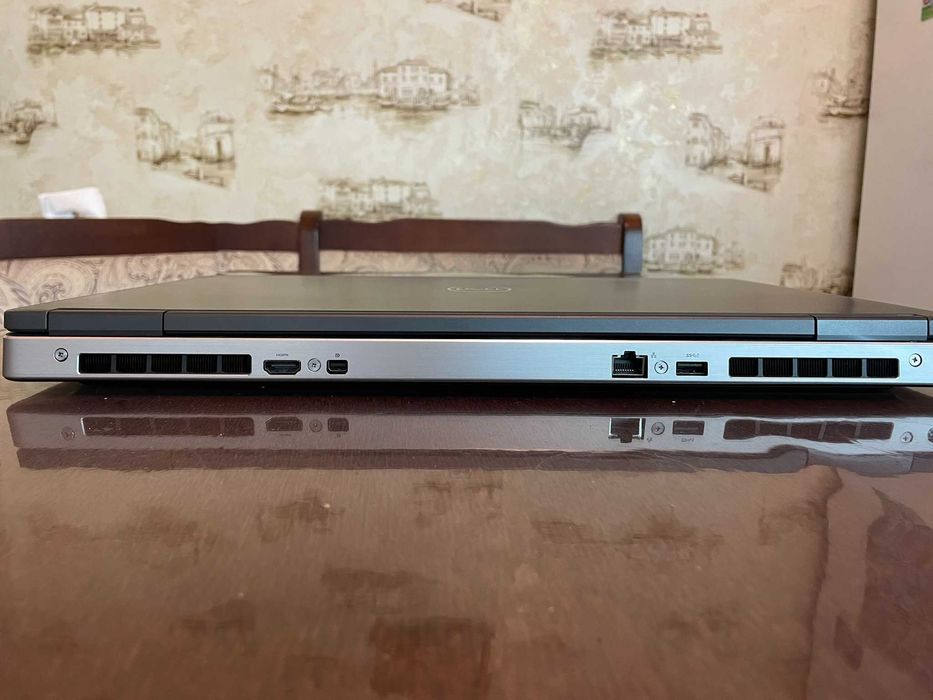 Ноутбук 17 FHD Dell Precision 7740 (i9-9880H/16GB/SSD 512GB/RTX 4000)