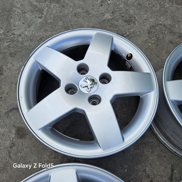 Alufelgi 15 Peugeot 207 Partner 308 Peugeot 307 Peugeot 206 4x108 ET23