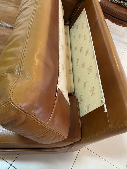 Lindo sofá em pele da Roche Bobois