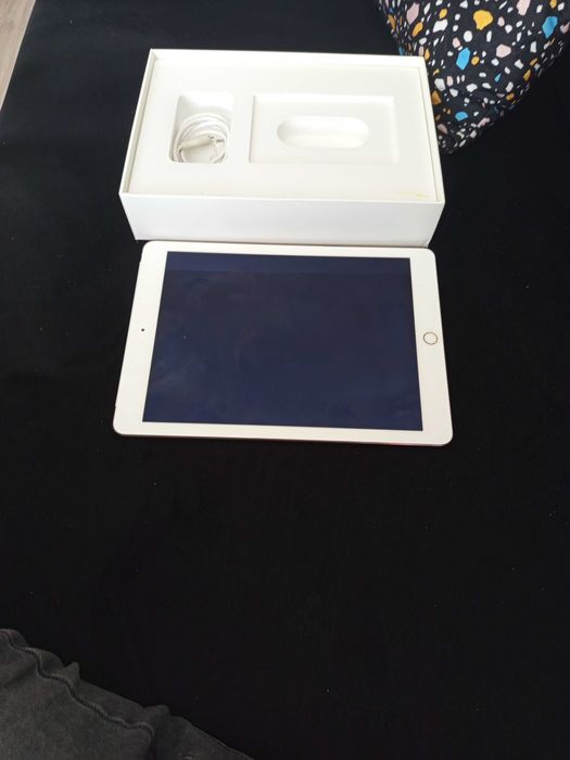 iPad Air 2gen Gold
