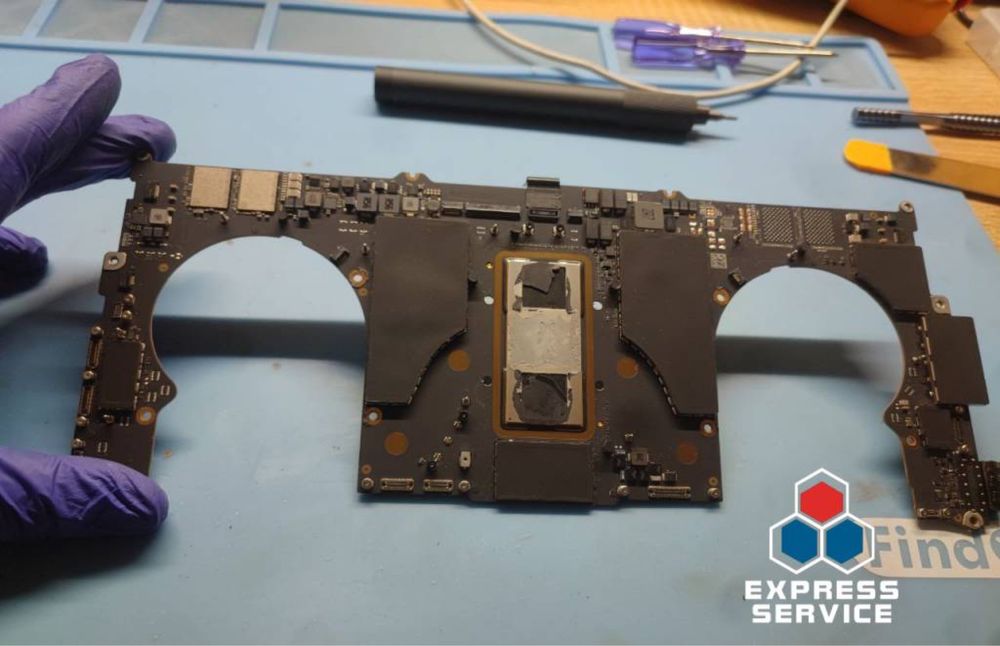 Ремонт материнских плат ноутбука. Сложный ремонт ноутбуков в Одессе