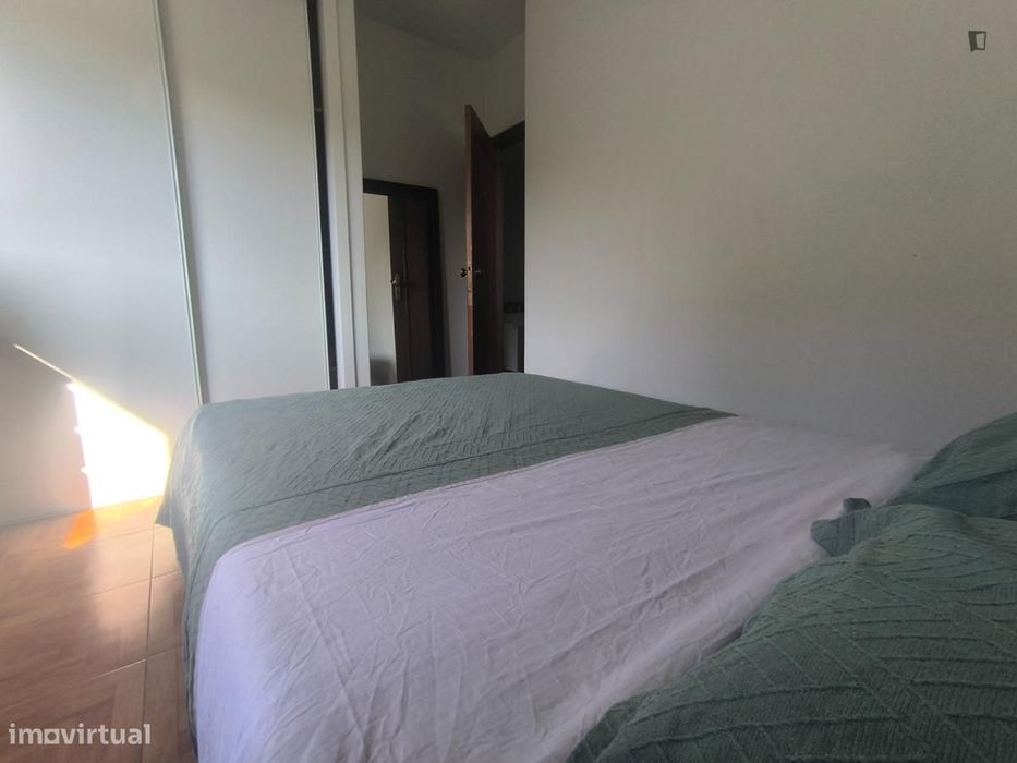 Quarto - localizado em Maia