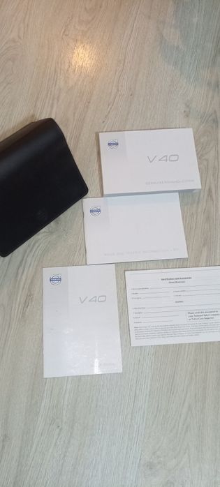 Manuais Volvo V40