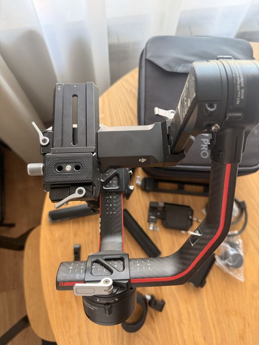 DJI RS2 Pro Combo + RavenEye + Vertical Mount GRATIS