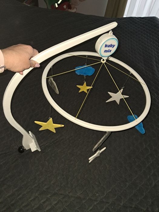 Karuzela do łóżeczka dziecięcego