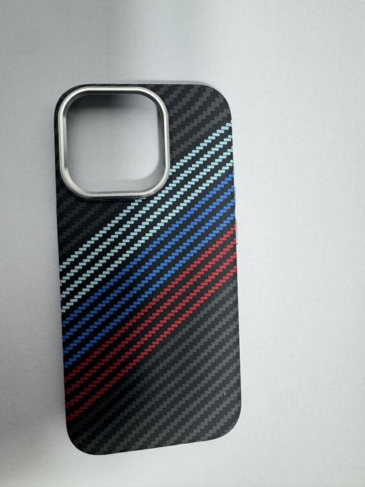 Чехол BMW iPhone 17 Pro Max / Pro / 17/15/16 карбон