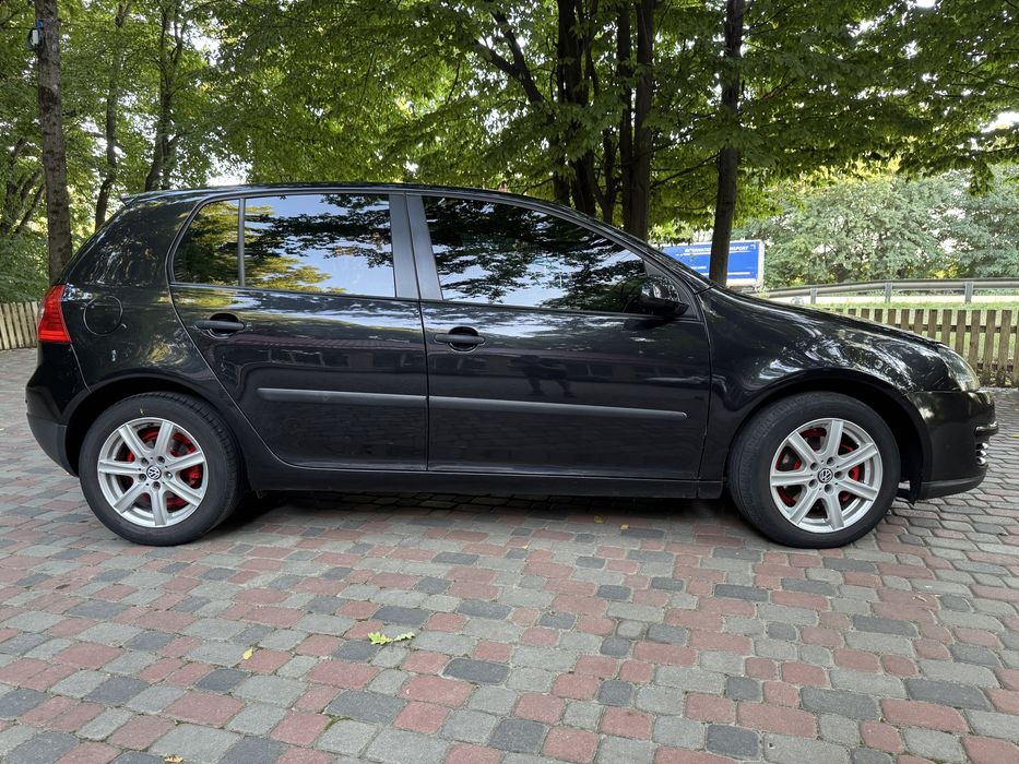 Volkswagen Golf 2004 VIN WVWZZZ1KZ5W081019 фото оголошення 5 з 15