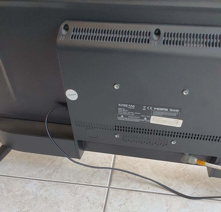 Lcd tv led como novo com comando original  32"