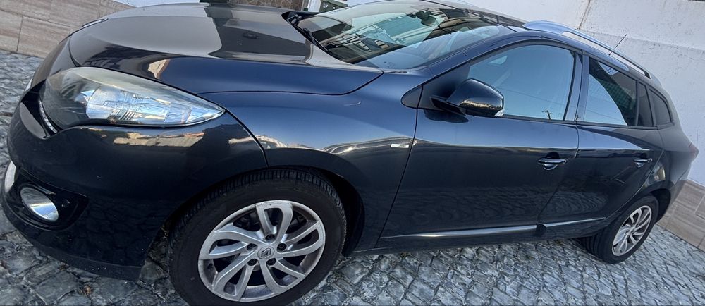 Megane III ST Disel Fase II, versão Bosé