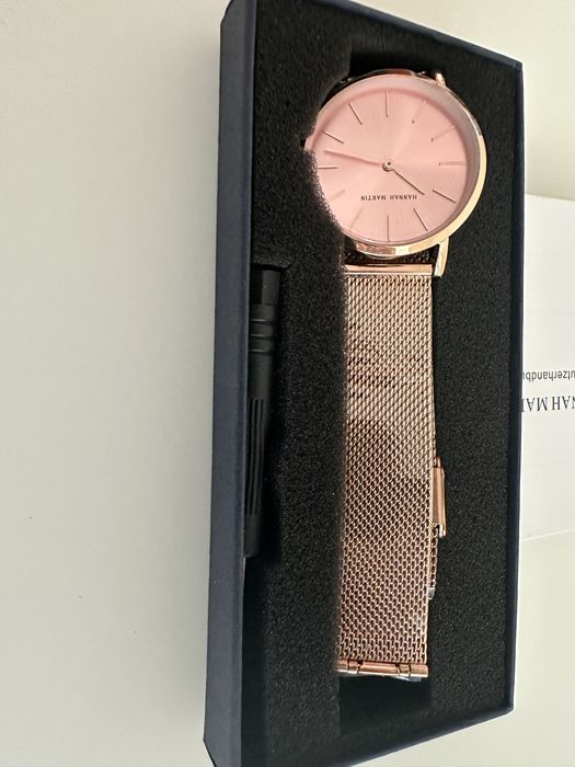 Жіночий годинник