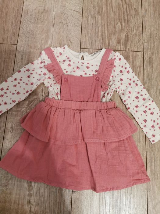 Paka ubranek dla dziewczynki 74/80