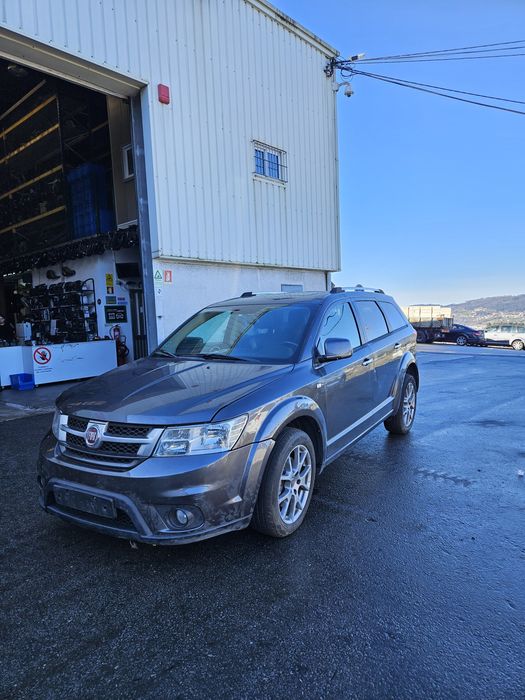 Fiat Freemont 2.0 M-Jet de 2014 para peças