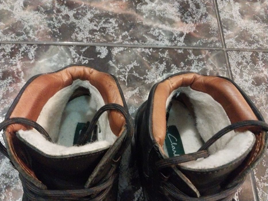 Ботинки Clarks кожаные с мехом