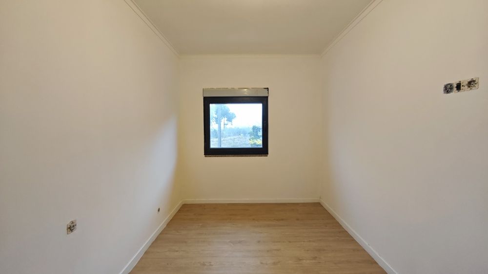 Apartamento T2+1 com logradouro em Barroselas