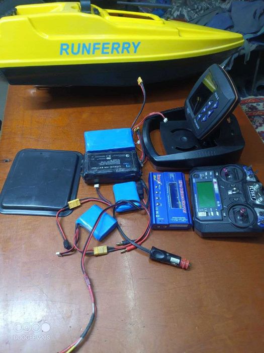 Рибацкий кораблик RUNFERRY SOLO Optima