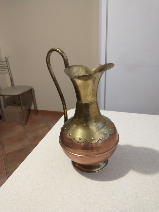 Mosiężny dzban 31 cm wysokość