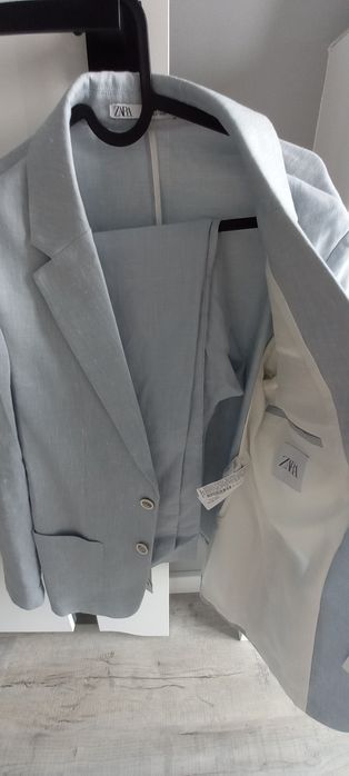 Garnitur marki Zara lekki letni jasnoniebieski