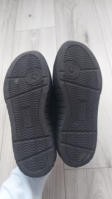 Кросівки Zara чорні демісезони 36(23 см)
