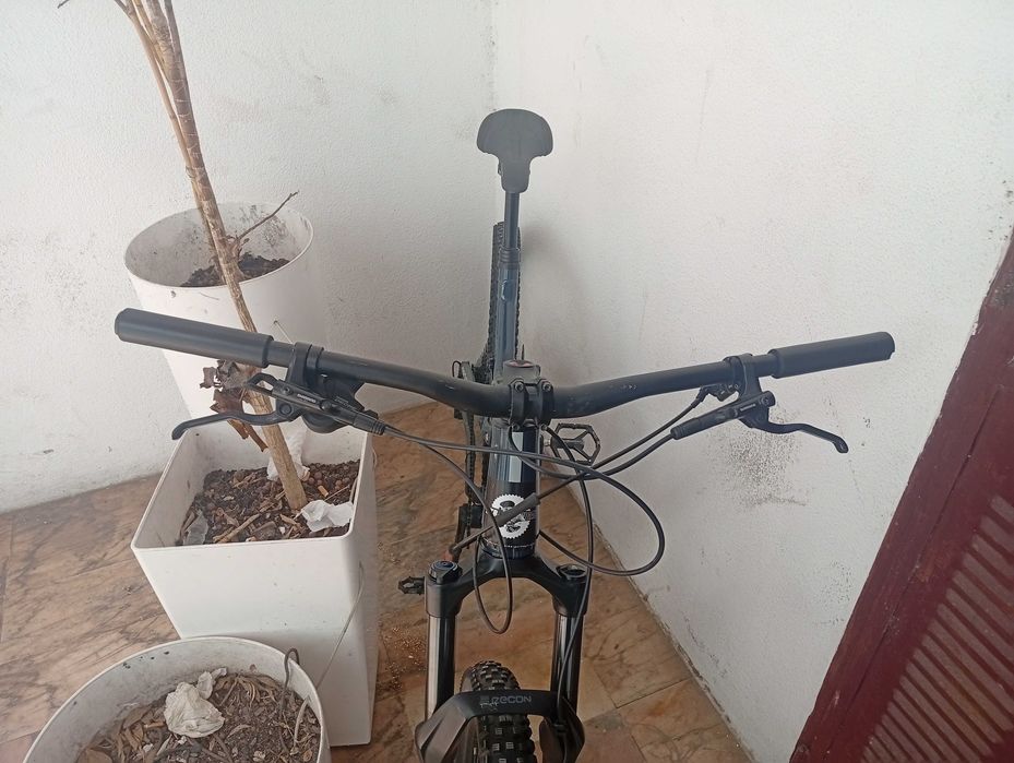 Rockrider AM50 dupla suspensão