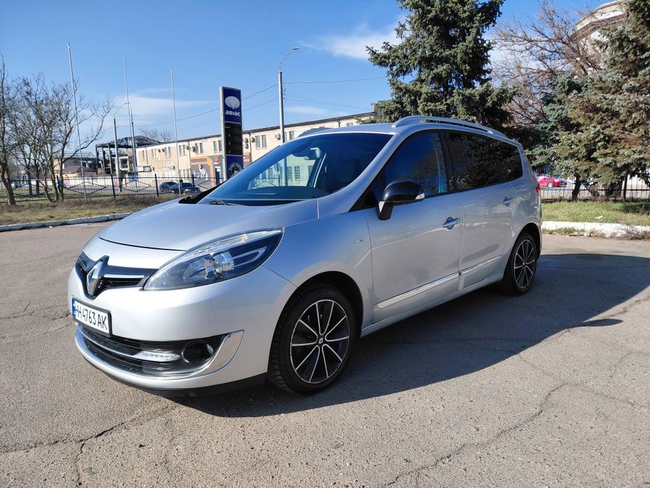 Продам Renault Grand Scenic