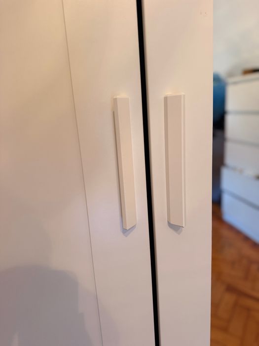 Roupeiro com espelho ikea