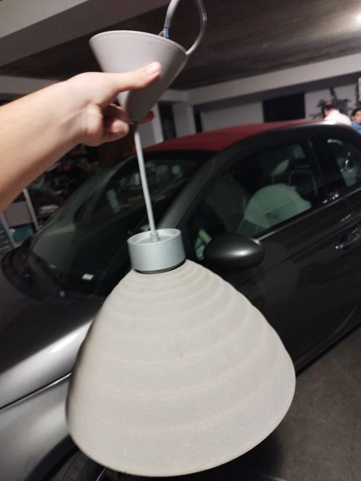 Candeeiro de sala cinza