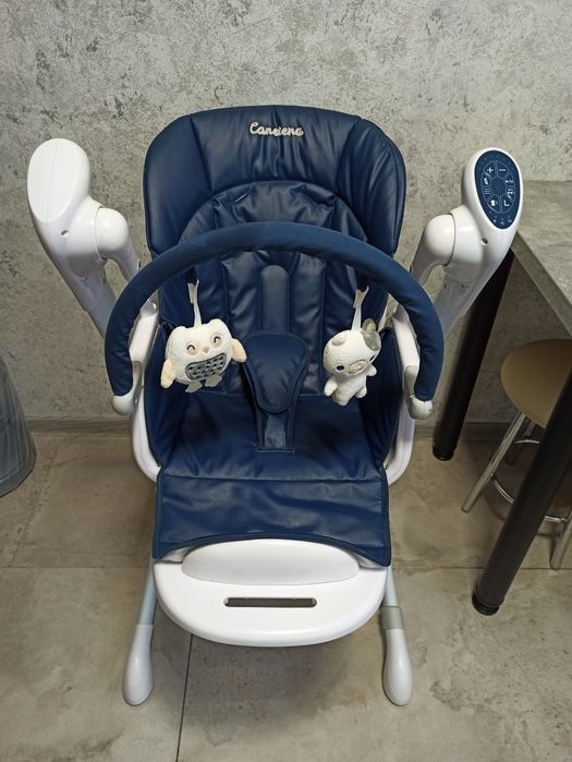 Стульчик для кормления + качель Caretero Indigo Navi