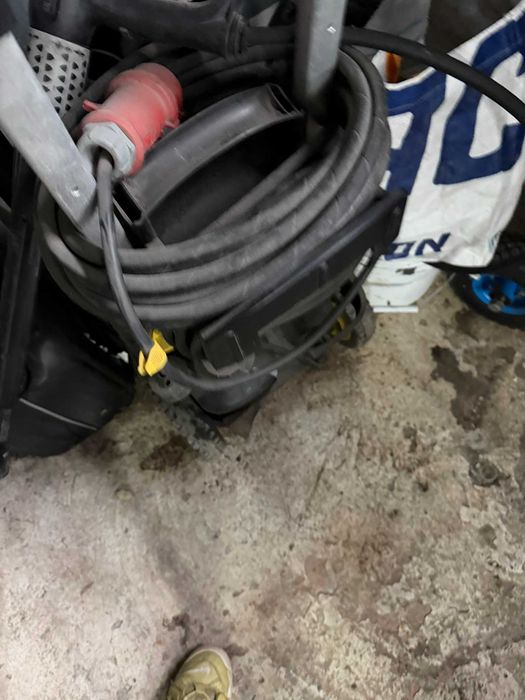 myjka ciśnieniowa Karcher Commercial HD 9/20-4M