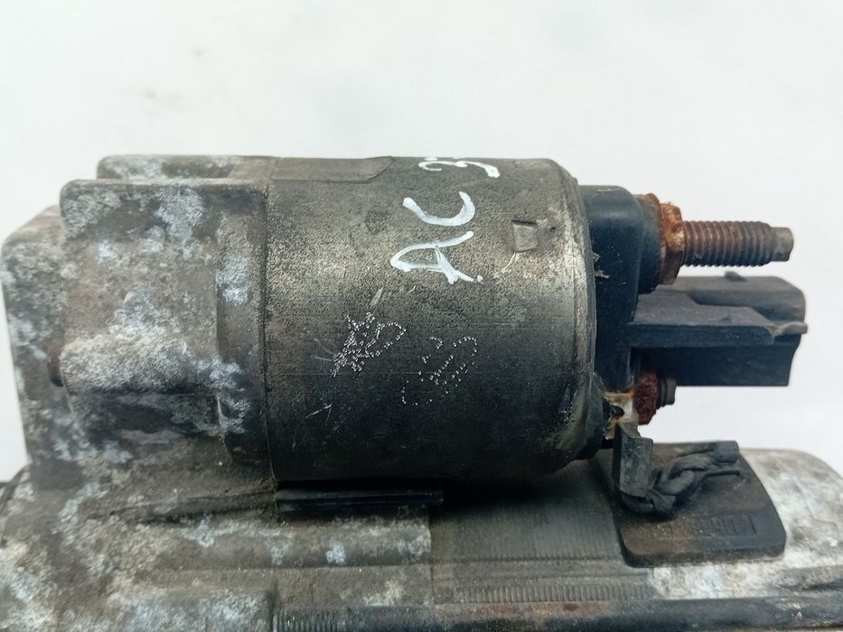 Motor de arranque VOLKSWAGEN Touran (1T)