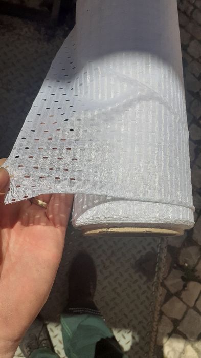 Varios tecidos e lonas