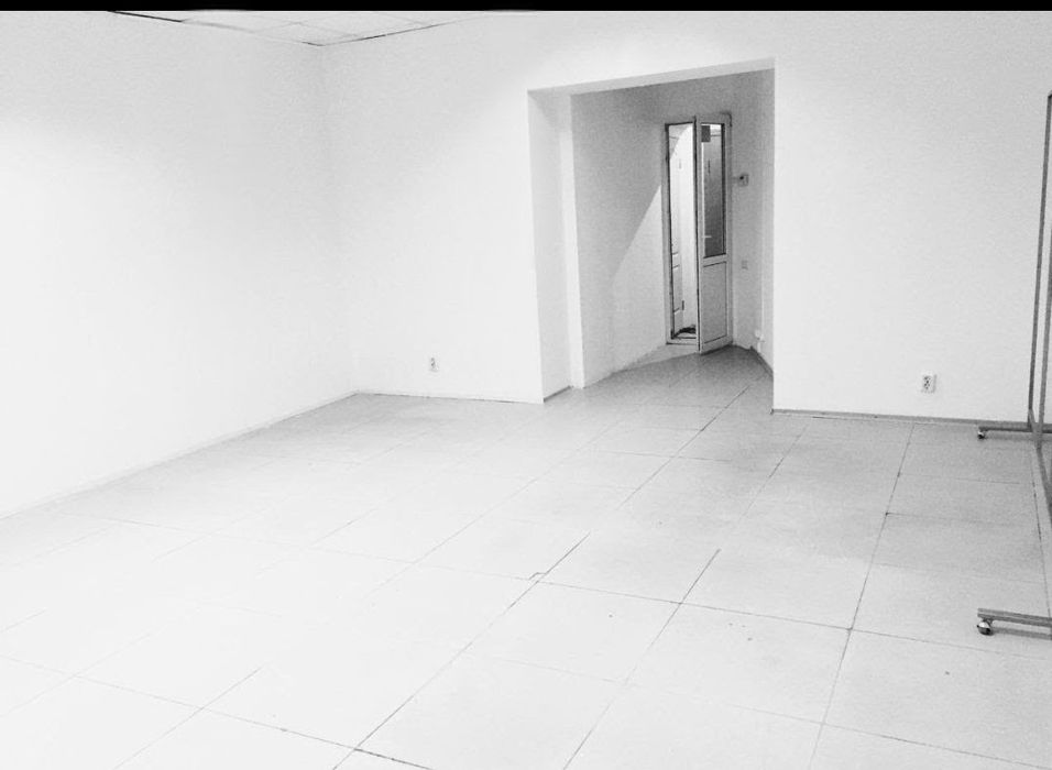 Оренда без комісії в центрі(біля педінституту)приміщення 50 кВ.м