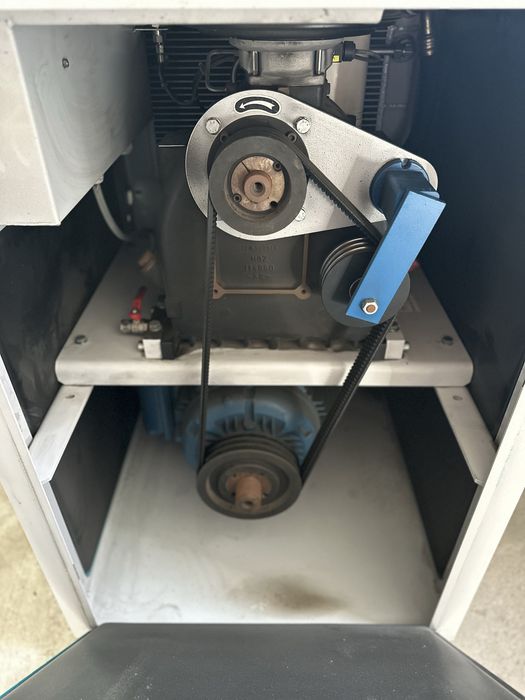 Kompresor srubowy renner/atlas copco (super stan)