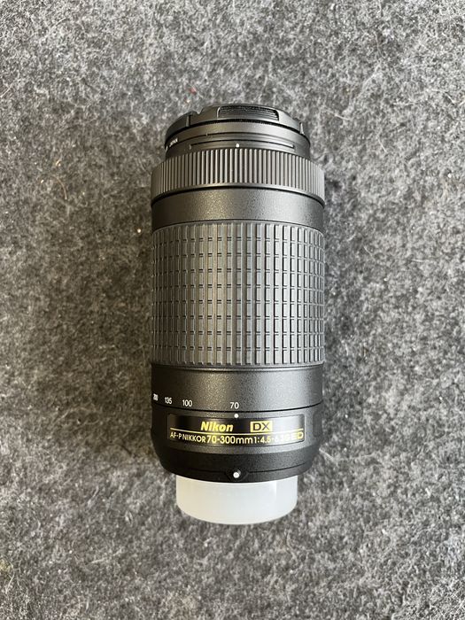 Обʼєктив DX NIKKOR 70-300mm f/4.5-6.3G ED в ідеальному стані