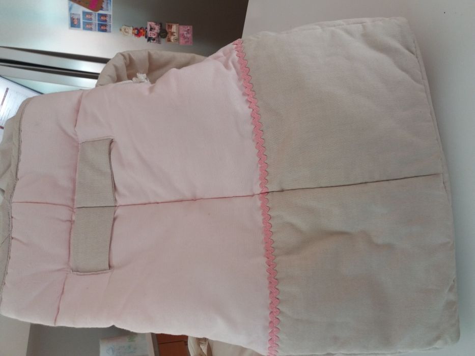 Conjunto de bebé marca João & Maria