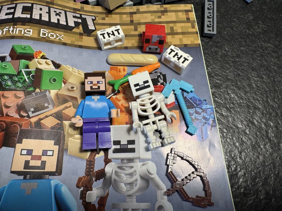 LEGO 21116 Minecraft Crafting Box zestaw kreatywny klocki