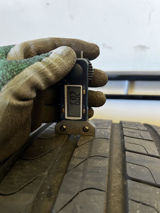 Dwie opony Pirelli scorpion verde 275/35/22