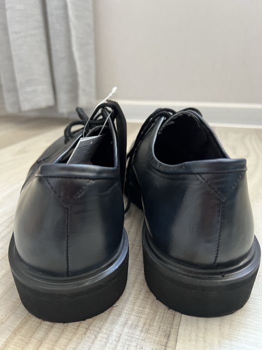 Шкіряні туфлі reserved