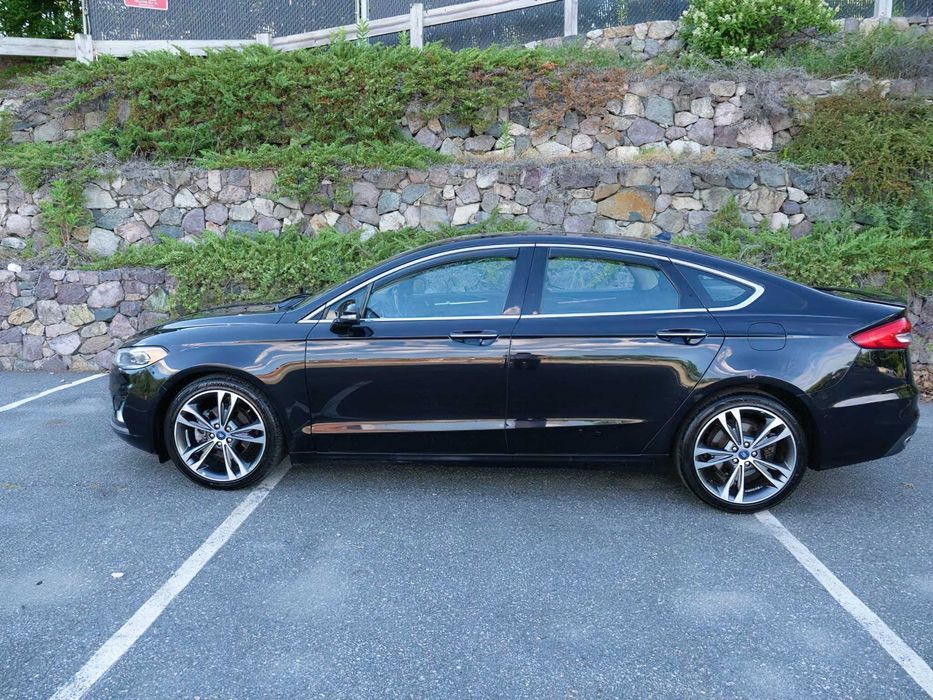 Ford Fusion Titanium      2019