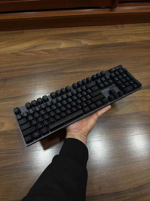 Клавіатура Asus Rog Strix Scope II