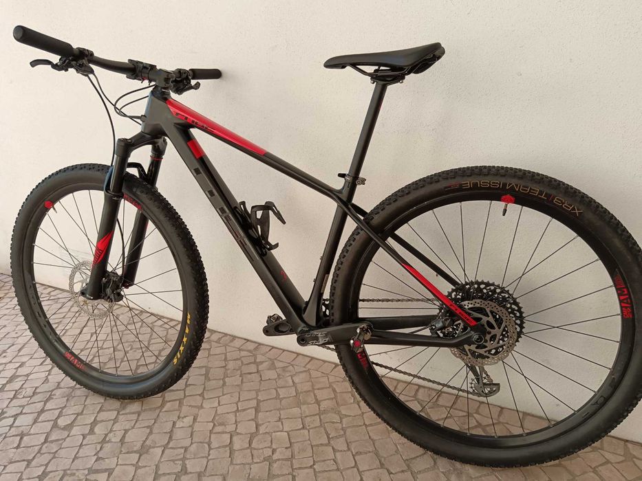 Bicicleta Cube Reaction Pro C:62