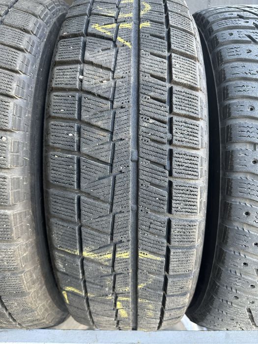 Зимние шины 195/65 R15 Bridgestone Blizzak Revo GZ