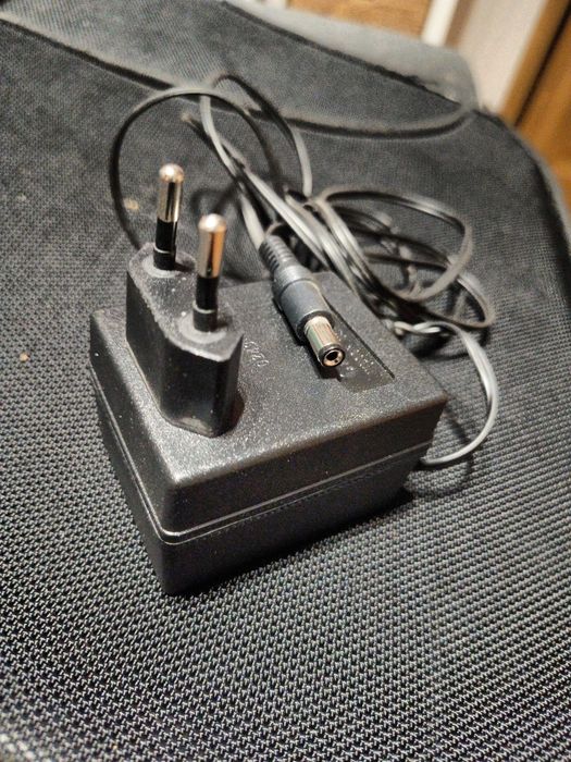 Zasilacz SY-0940-TUV 9v 40ma  100ma