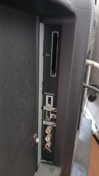 Telewizor 32" Sharp LC-32DH57E-BK