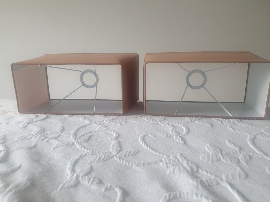 Conjunto de 2 abajures urgente