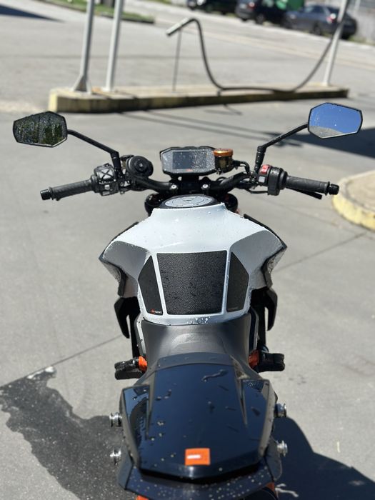 KTM Super Duke 1290 R